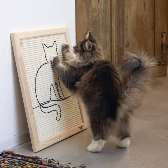 Designed by Lotte Klösbräda för katt Sammy 50x40x2 cm trä