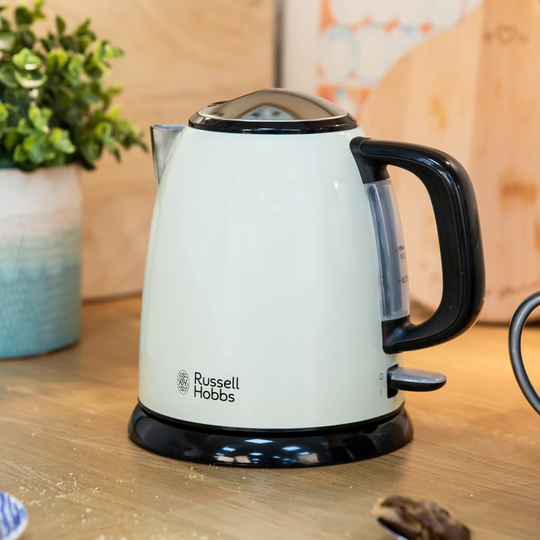 Russell Hobbs Mini vattenkokare Colours Plus+ gräddvit