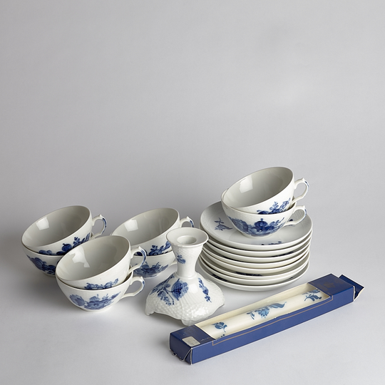 Vintage - SÅLD Koppar med fat 8 st, 1 st Ljusstake Royal Copenhagen
