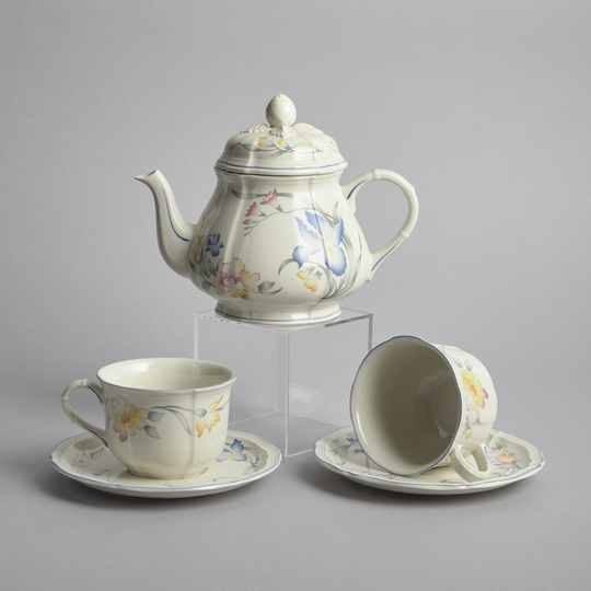 Villeroy & Boch - SÅLD "Riviera" Tekoppar med Fat och Tekanna